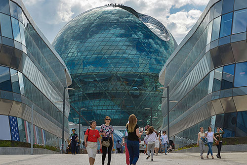 Kömmerling ist Partner in zahlreichen innovativen Structural-Glazing-Projekten wie den EXPO-Pavillons in Kasachstan.
Bildnachweis: Kömmerling Chemische Fabrik
